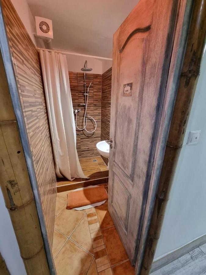 Centrum Wellness Hostel Debrecen Luaran gambar