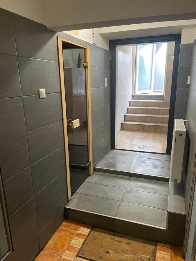 Centrum Wellness Hostel Debrecen Luaran gambar