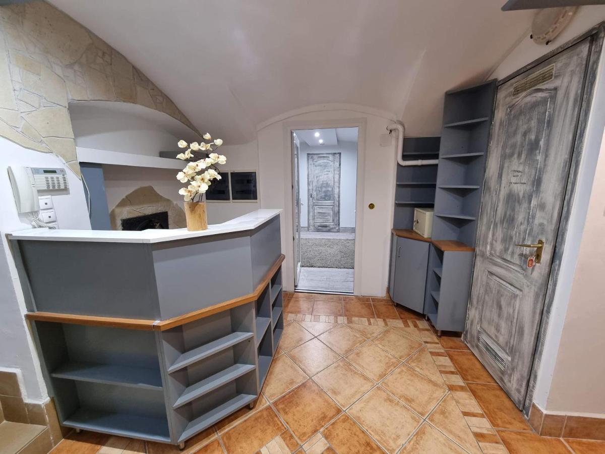 Centrum Wellness Hostel Debrecen Luaran gambar
