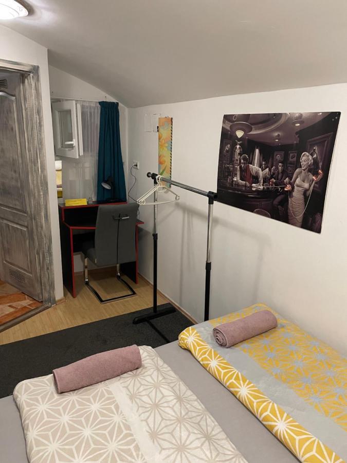 Centrum Wellness Hostel Debrecen Luaran gambar